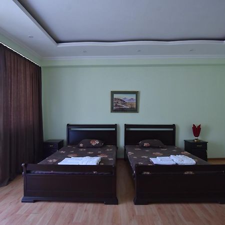 Hotel Vake Palace Tiflis Dış mekan fotoğraf