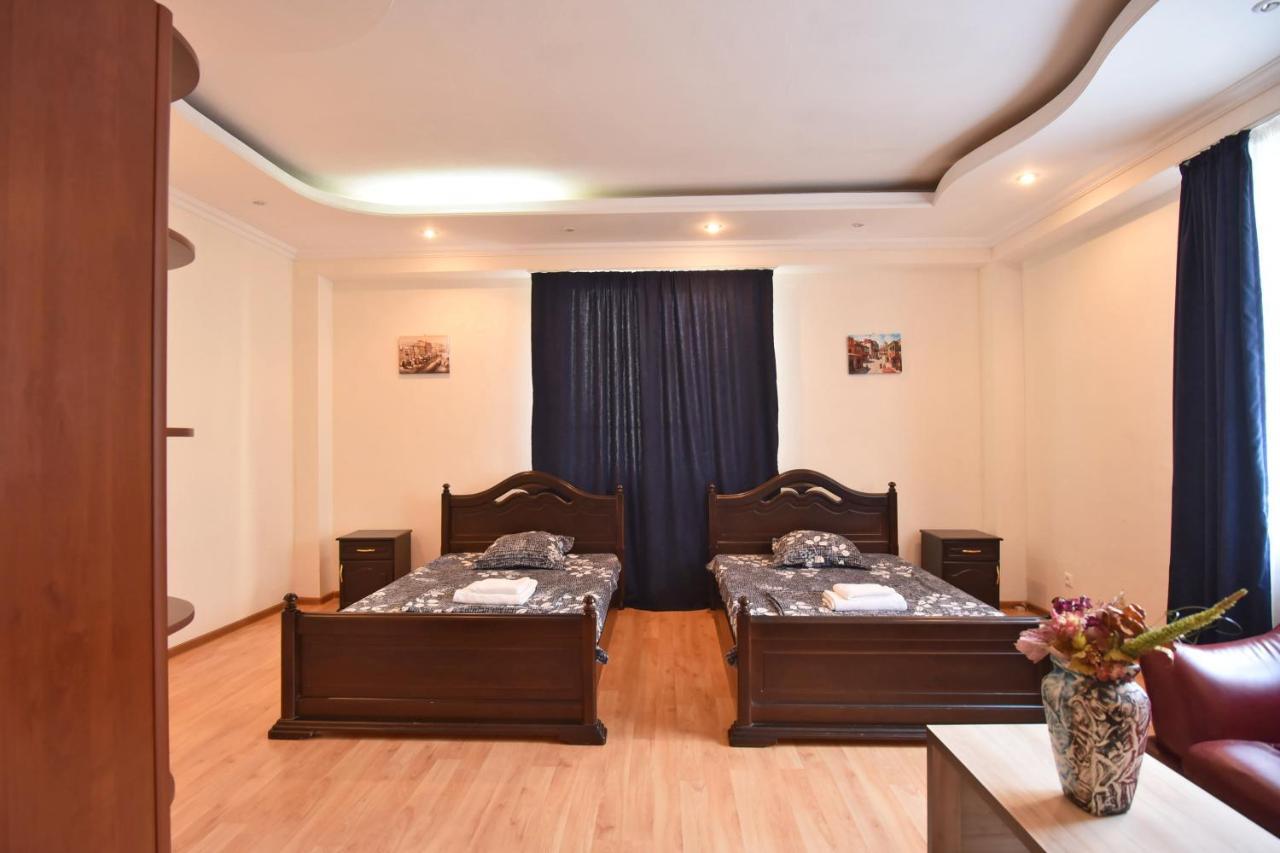 Hotel Vake Palace Tiflis Dış mekan fotoğraf