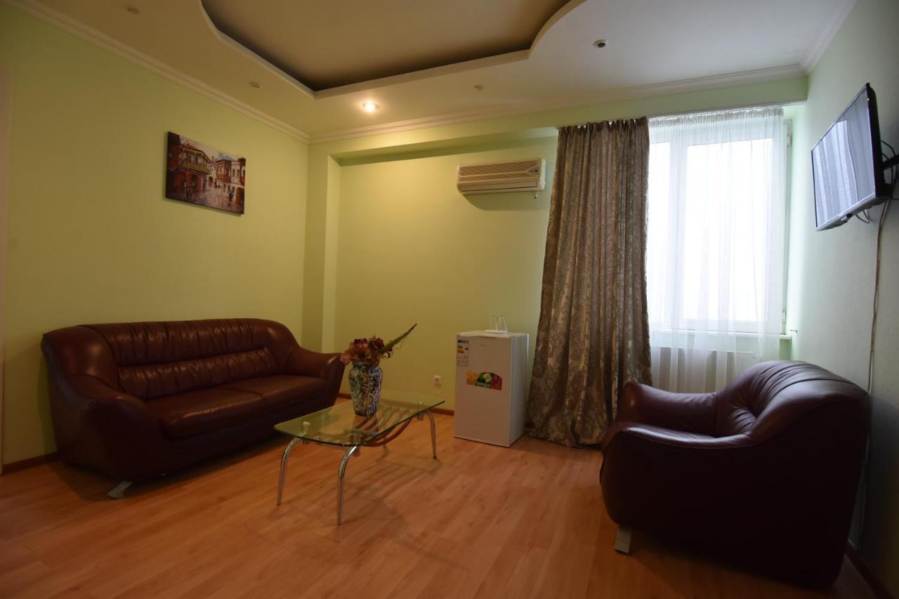 Hotel Vake Palace Tiflis Dış mekan fotoğraf